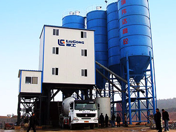 Concrete mixing plant